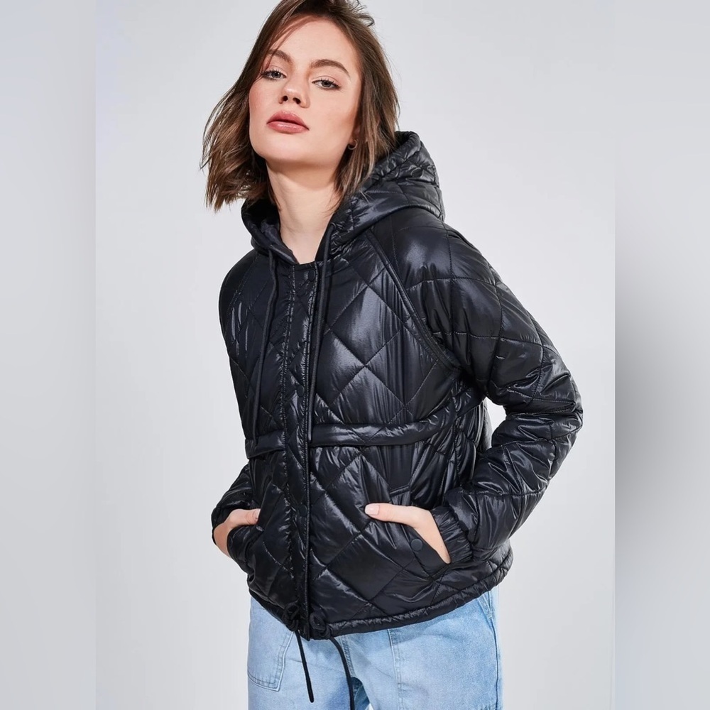 Divided size M, full zip black shiny long sleeve jacket with hood and pockets